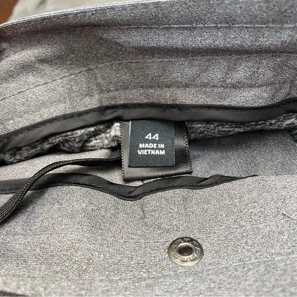 Kenneth Cole Shorts - Picture 4 of 11